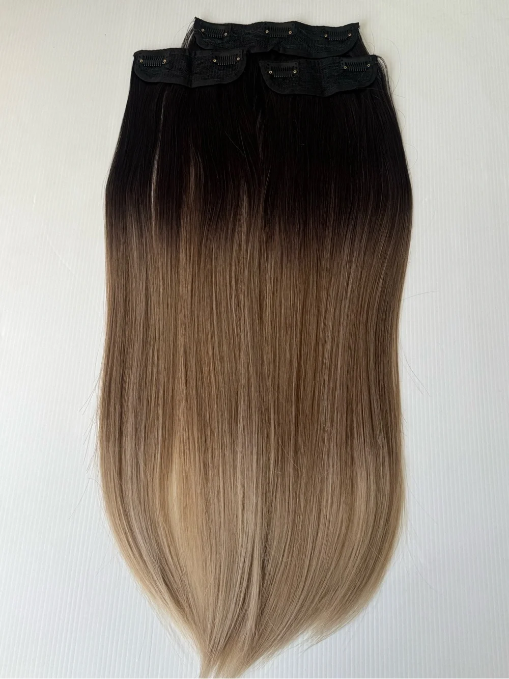 22” Human Hair Blend Clip-In Extensions 3 Piece Ombre Brown Blonde Straight